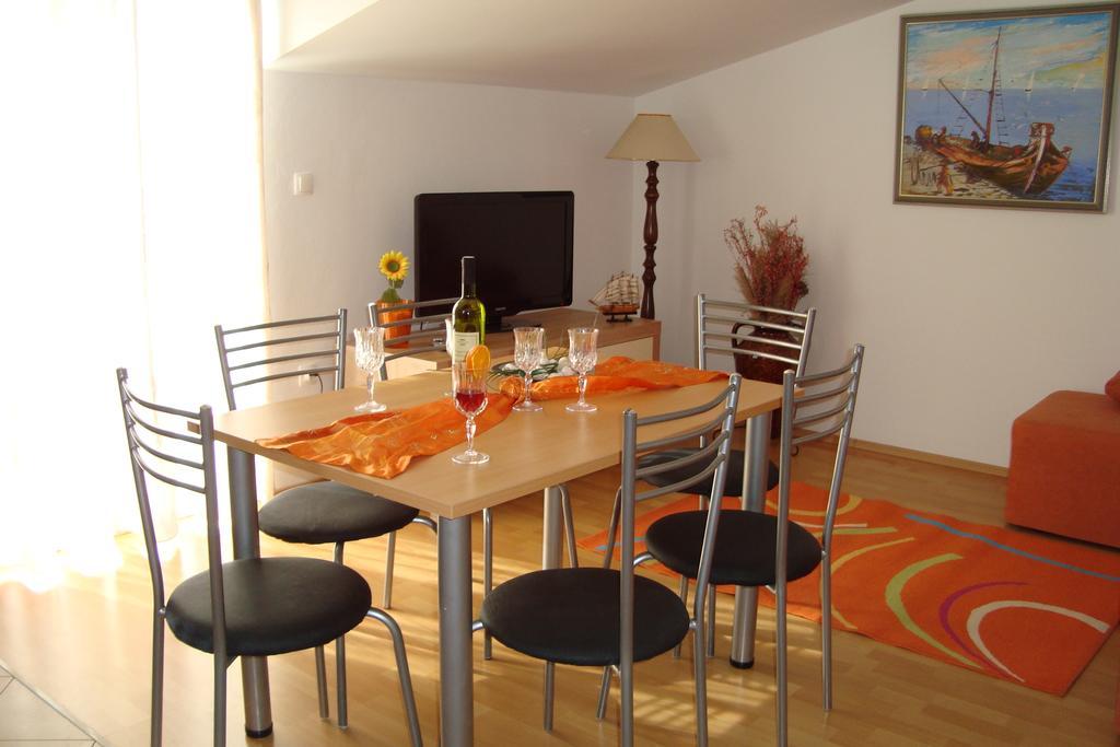 Apartments Bulicic Trogir Habitación foto