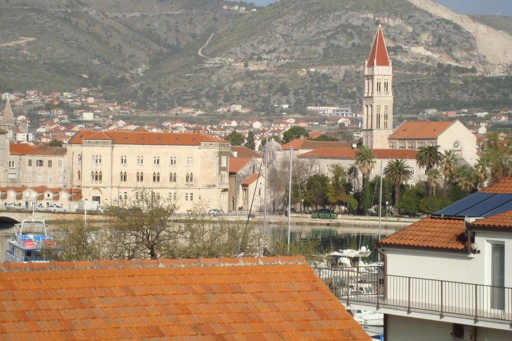 Apartments Bulicic Trogir Habitación foto